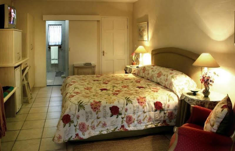 Milkwood Country Cottage Сент-Френсис-Бей Экстерьер фото
